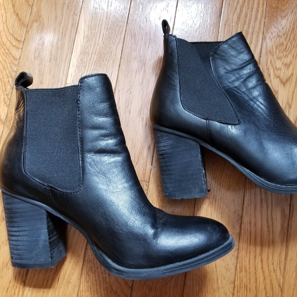 Steve Madden High Heal Booties